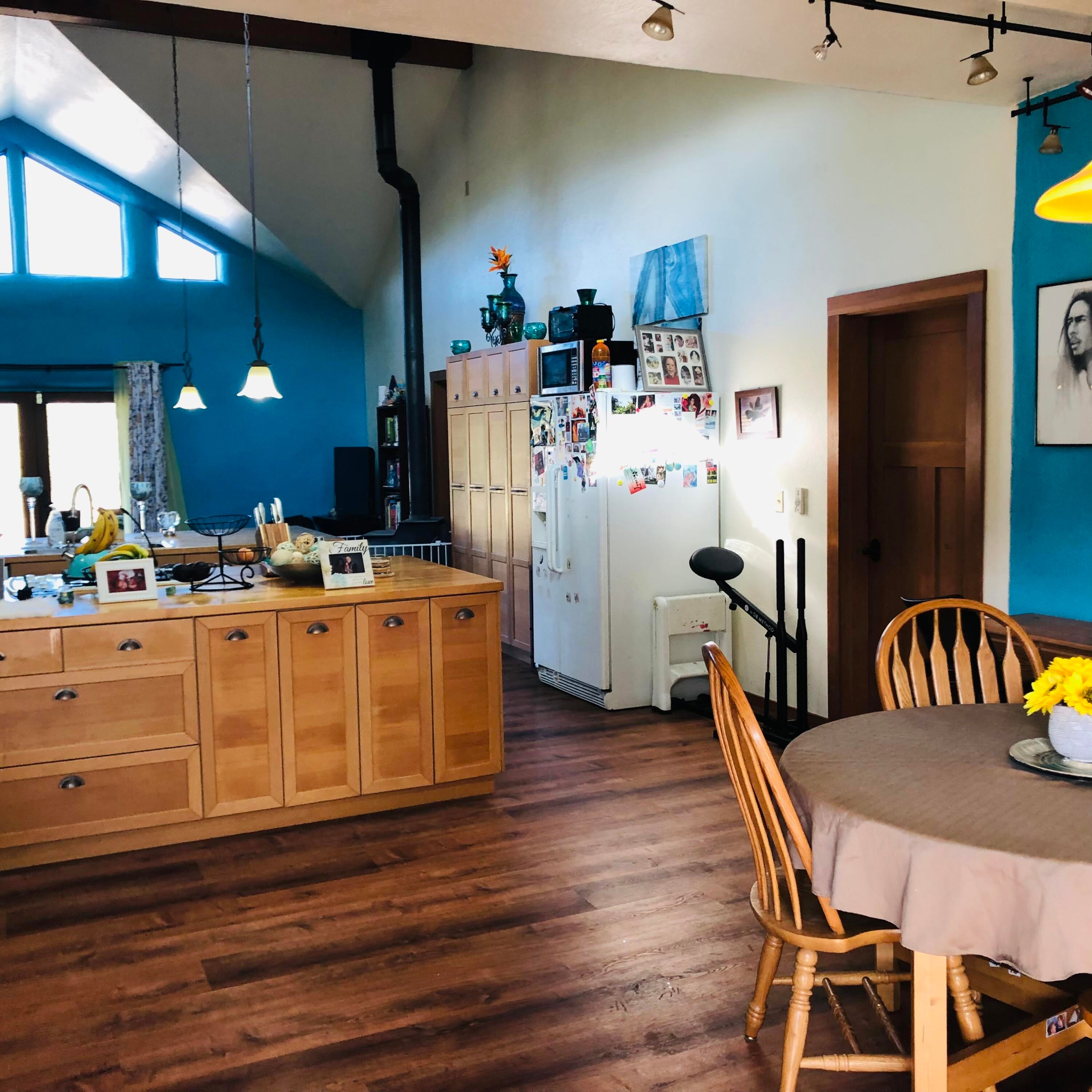 250 Holmstead Road Williams, OR 97544 - Photo 8 of 54 9
