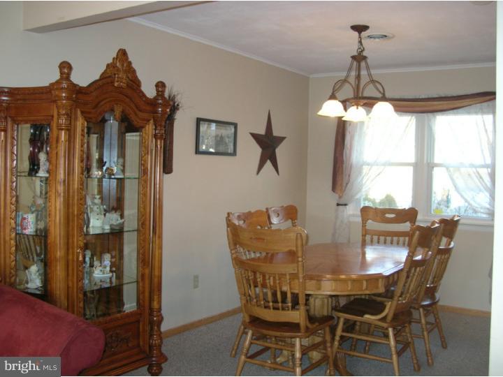 13 Bonnie Rae Drive Hamilton, NJ 08620 - Photo 6 of 20 Dining Room