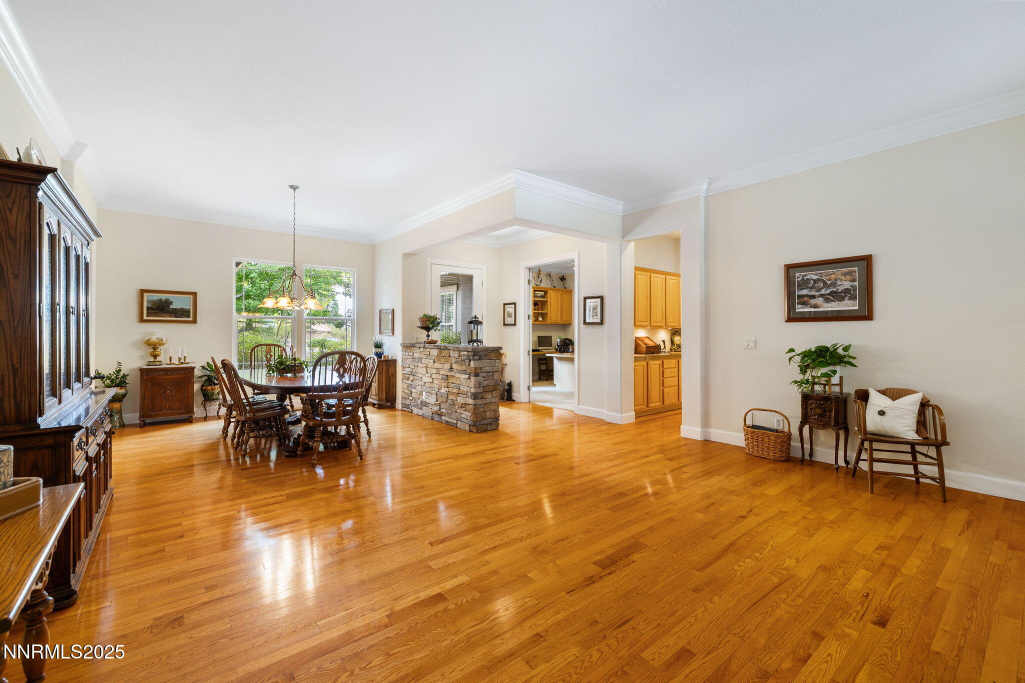 4865 Buckhaven Road Reno, NV 89519 - Photo 20 of 47 a view of a livingroom with furniture window and wooden floor