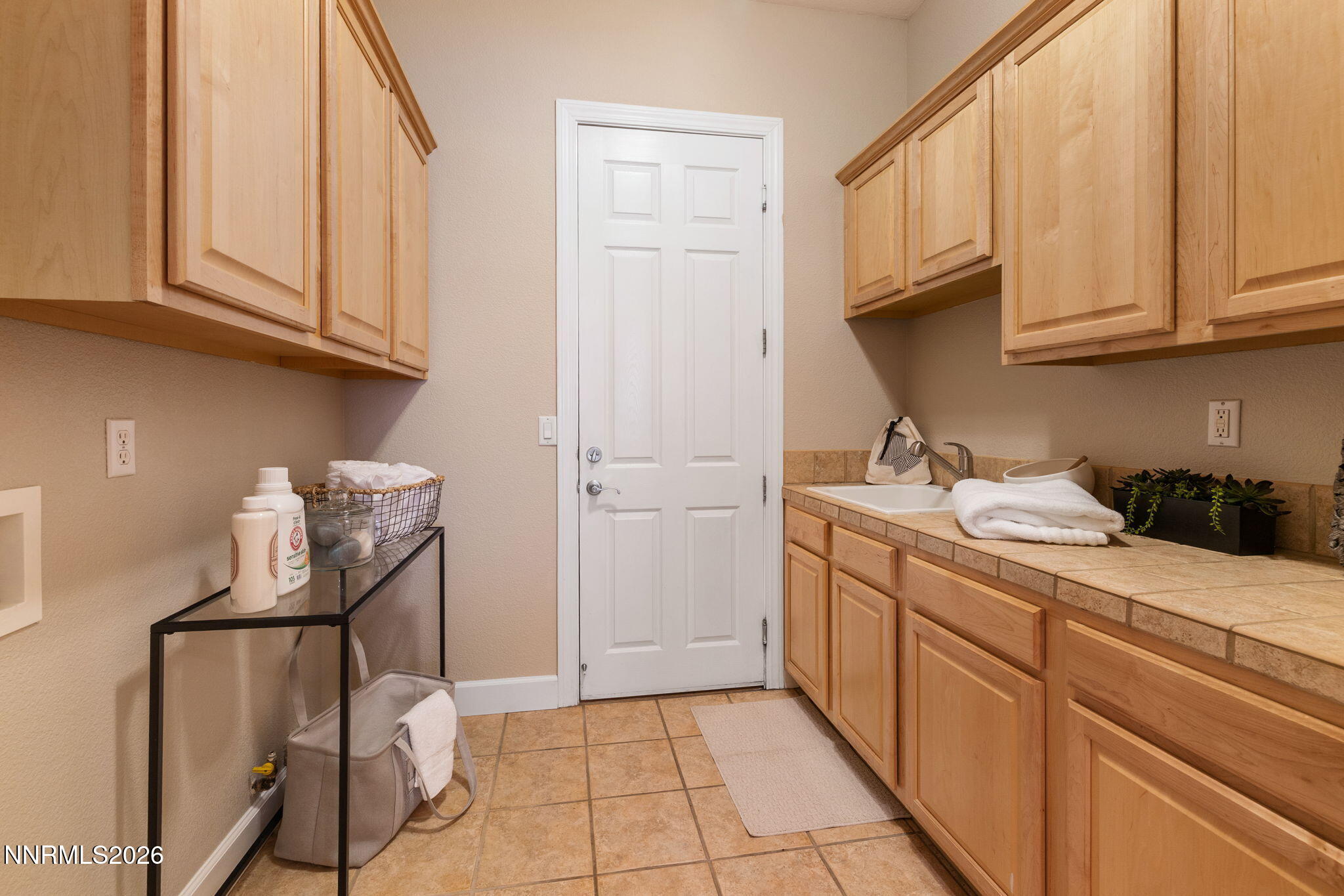4865 Buckhaven Road Reno, NV 89519 - Photo 20 of 56 63-web-or-mls-4865 Buckhaven-9