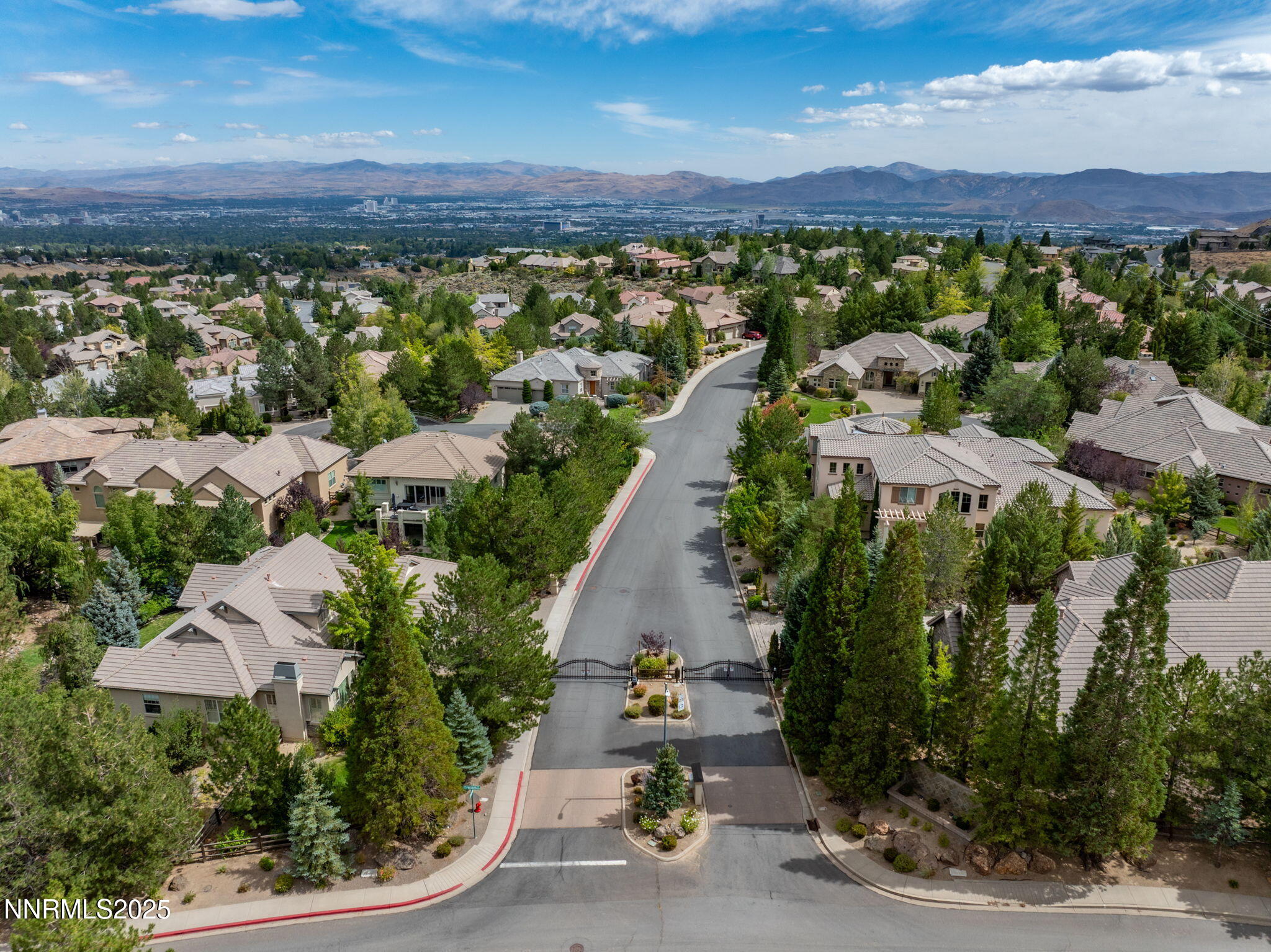 4865 Buckhaven Road Reno, NV 89519 - Photo 44 of 47 an aerial view of multiple house