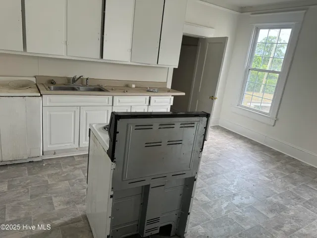 $499,000 | 1301 Dickinson Avenue, Greenville, NC 27834