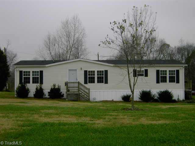 1221 Thayer Road Trinity, NC 27370 - Photo 1 of 5 Exterior Front.