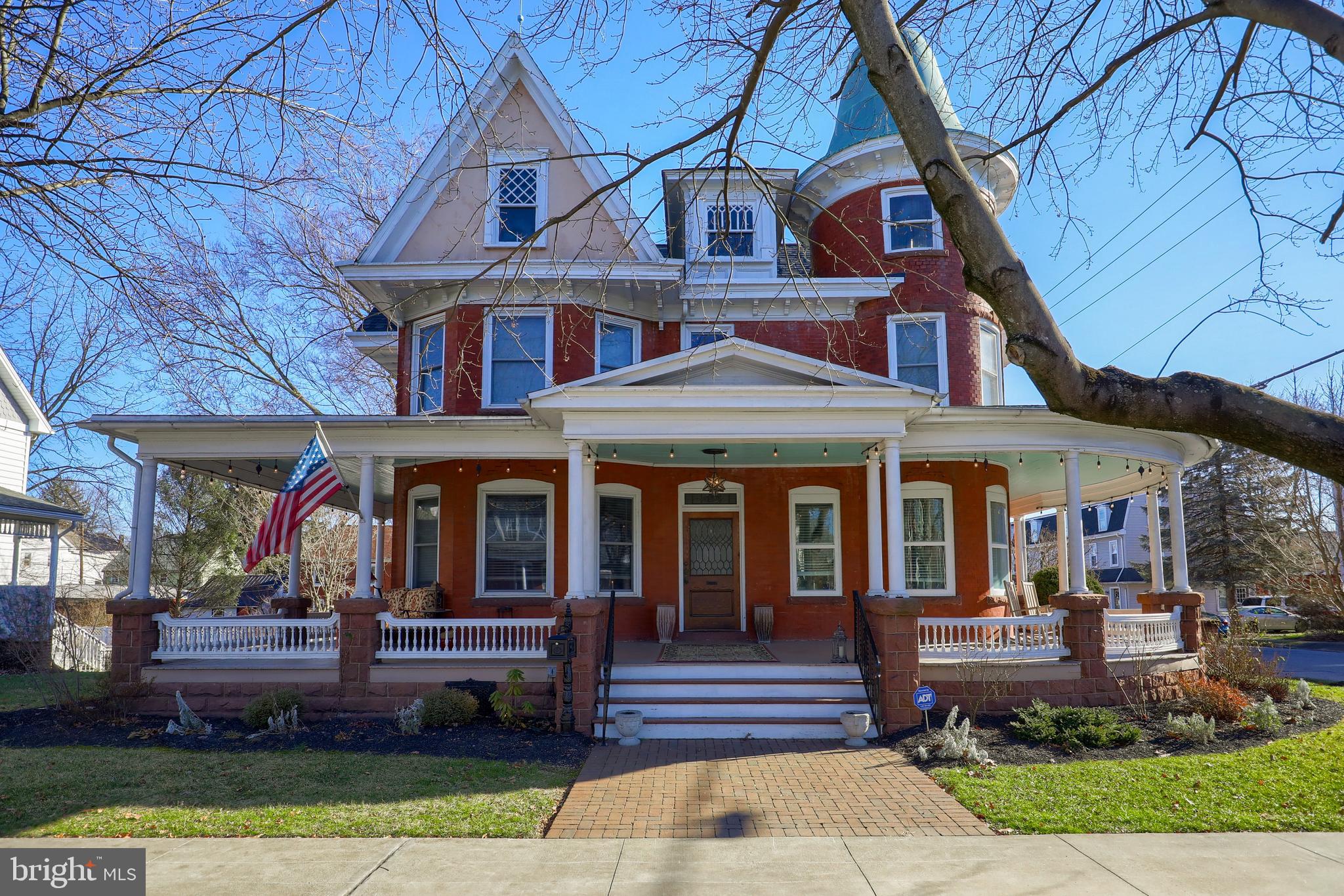 153 South Broad Street Lititz, PA 17543 - Photo 1 of 53 Gallery Image 1