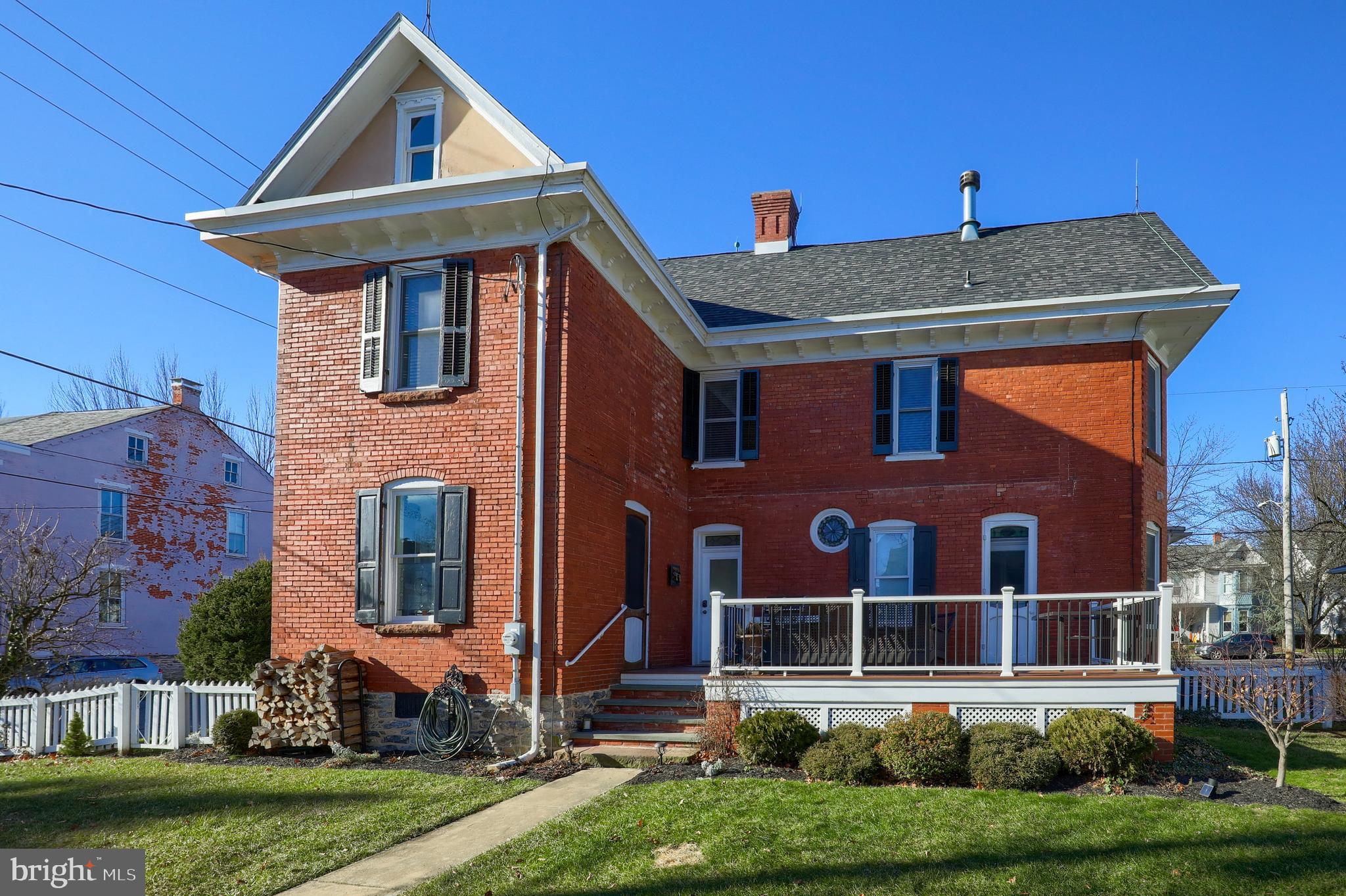 153 South Broad Street Lititz, PA 17543 - Photo 4 of 53 Gallery Image 4