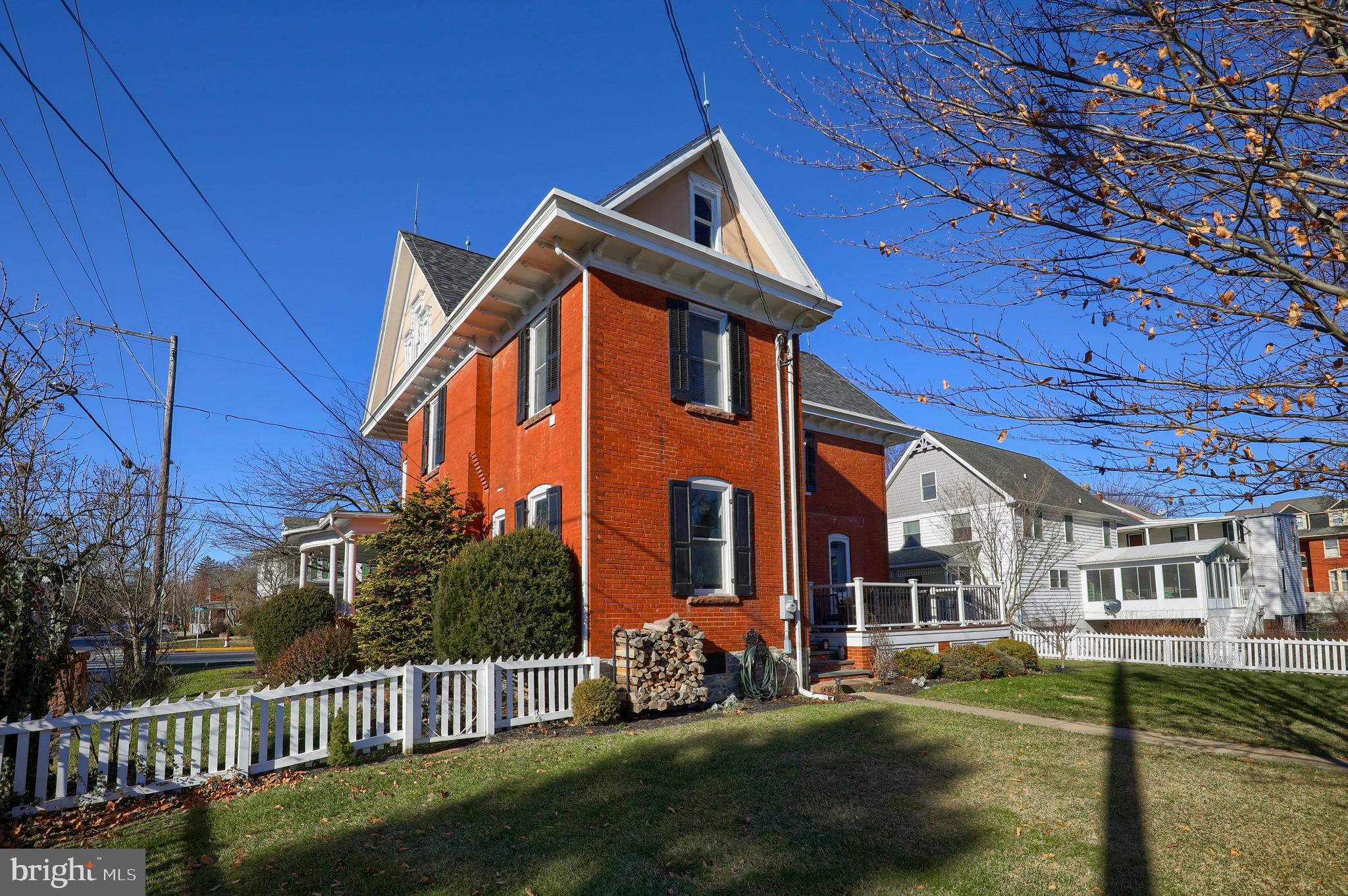 153 South Broad Street Lititz, PA 17543 - Photo 43 of 53 Gallery Image 43
