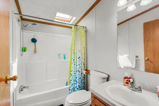 $295,000 | 6545 Hiller Avenue, Whitmore Lake, MI 48189