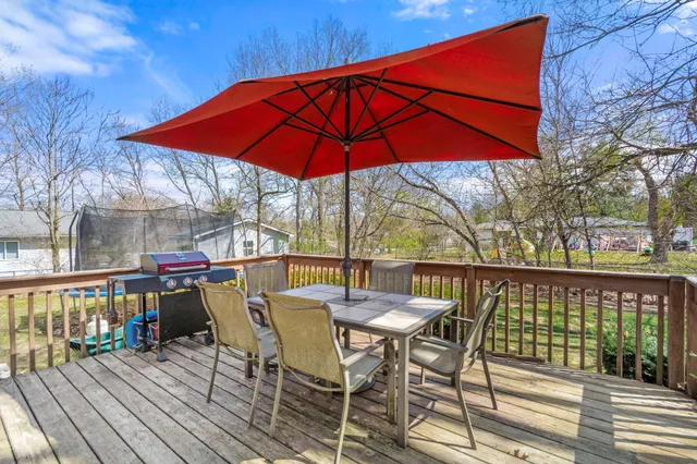 $295,000 | 6545 Hiller Avenue, Whitmore Lake, MI 48189