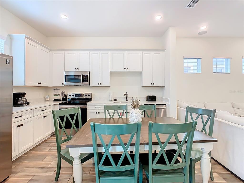 2946 Salted Rim Road Kissimmee, FL 34747 - Photo 4 of 24