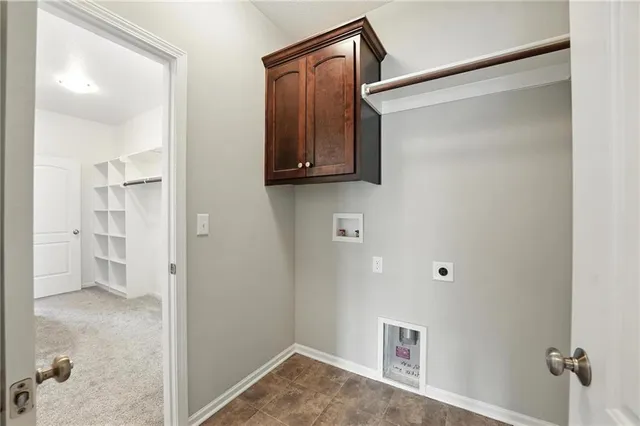 $557,500 | 7611 North Adrian Avenue, Kansas City, MO 64151