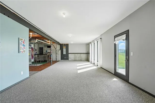 $557,500 | 7611 North Adrian Avenue, Kansas City, MO 64151