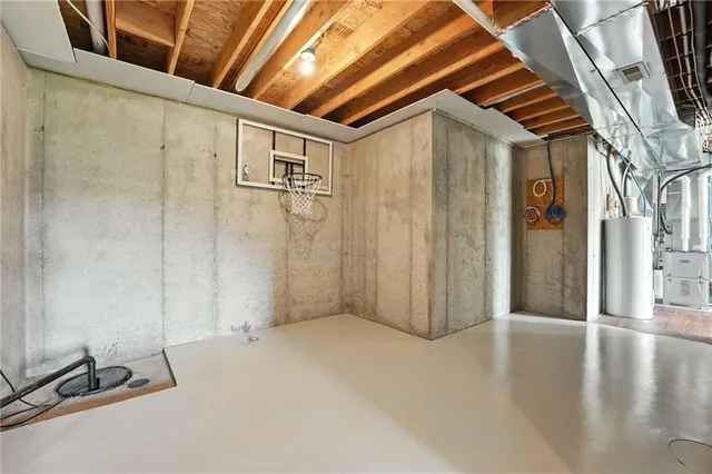 $557,500 | 7611 North Adrian Avenue, Kansas City, MO 64151