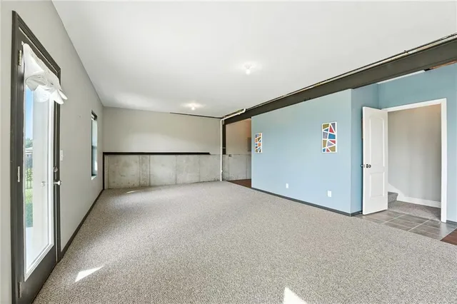 $557,500 | 7611 North Adrian Avenue, Kansas City, MO 64151