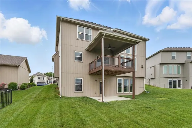 $557,500 | 7611 North Adrian Avenue, Kansas City, MO 64151