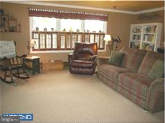 884 Stallion Road Warrington, PA 18976 - Photo 8 of 12 Family Room