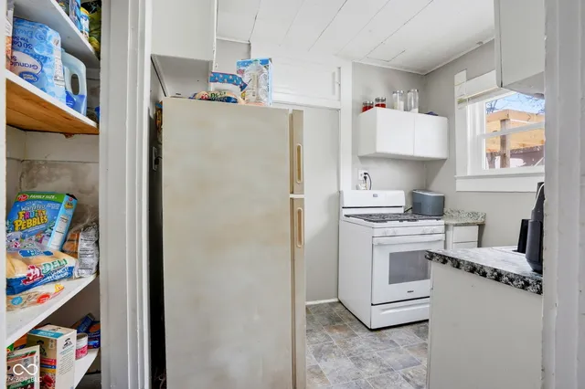 $280,000 | 518 North State Street, Greenfield, IN 46140