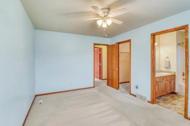 $347,500 | 1040 39th Avenue West, West Fargo, ND 58078