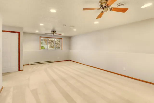 $347,500 | 1040 39th Avenue West, West Fargo, ND 58078