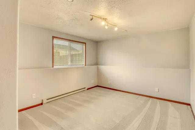 $347,500 | 1040 39th Avenue West, West Fargo, ND 58078