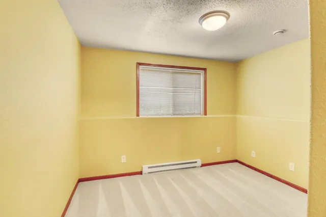 $347,500 | 1040 39th Avenue West, West Fargo, ND 58078