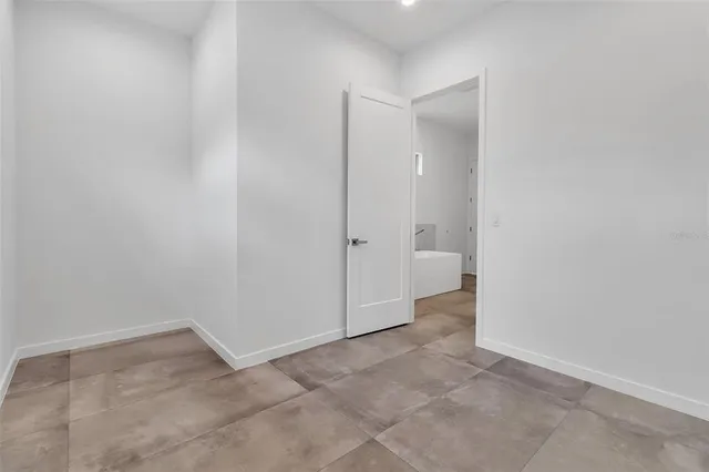 $2,400,000 | 2124 Clematis Place, Sarasota, FL 34239