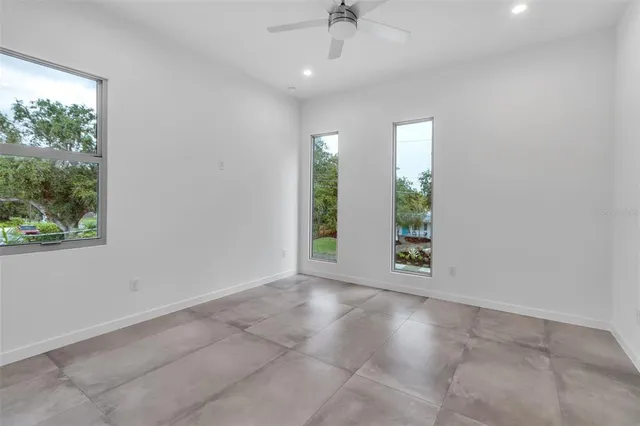 $2,400,000 | 2124 Clematis Place, Sarasota, FL 34239