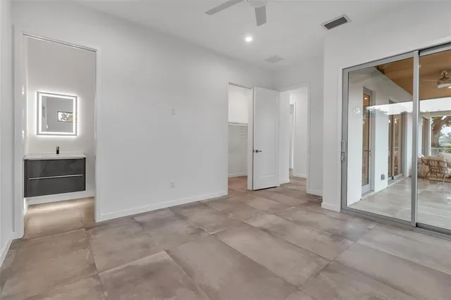 $2,400,000 | 2124 Clematis Place, Sarasota, FL 34239