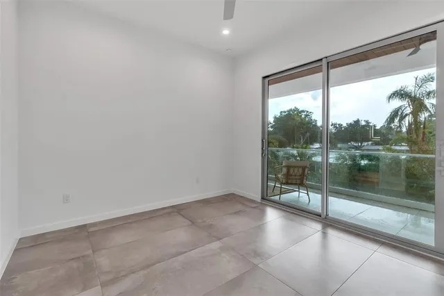 $2,400,000 | 2124 Clematis Place, Sarasota, FL 34239