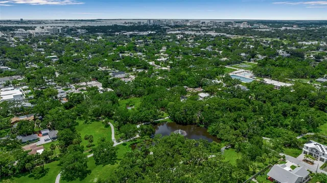 $2,400,000 | 2124 Clematis Place, Sarasota, FL 34239