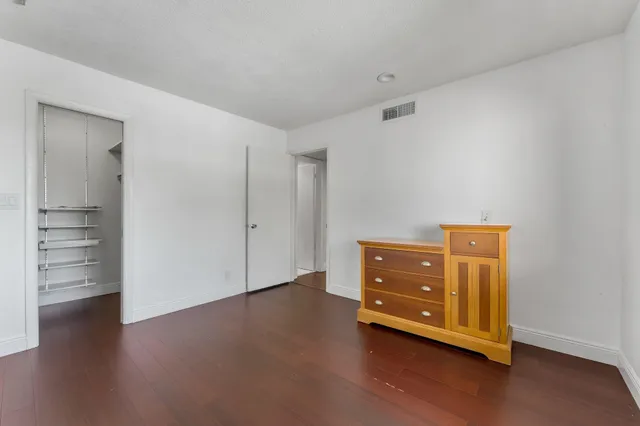 $2,100 | 4489 Luxemburg Court, Unit 306, Lake Worth, FL 33467