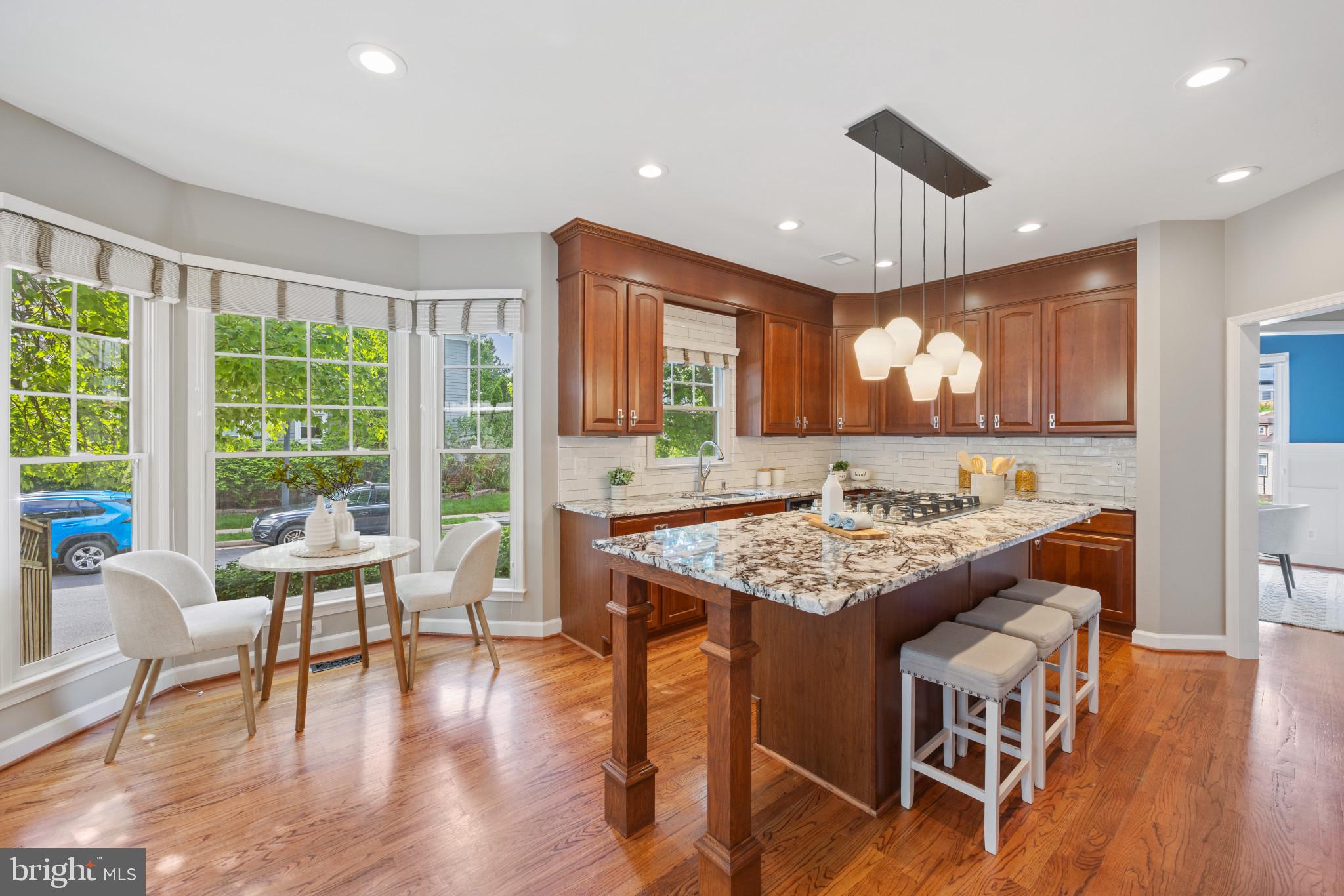 2181 South Glebe Road Arlington, VA 22206 - Photo 15 of 46 Kitchen