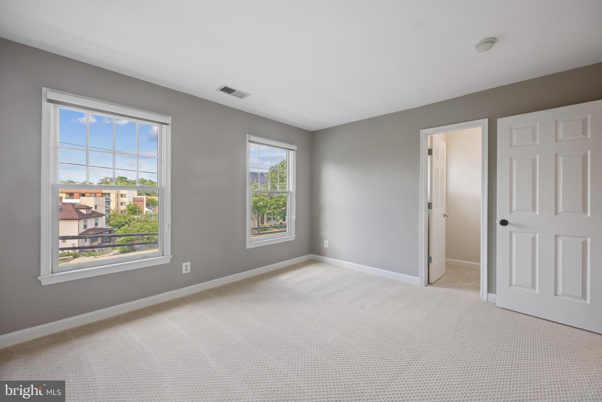 2181 South Glebe Road Arlington, VA 22206 - Photo 33 of 46 Bedroom Three