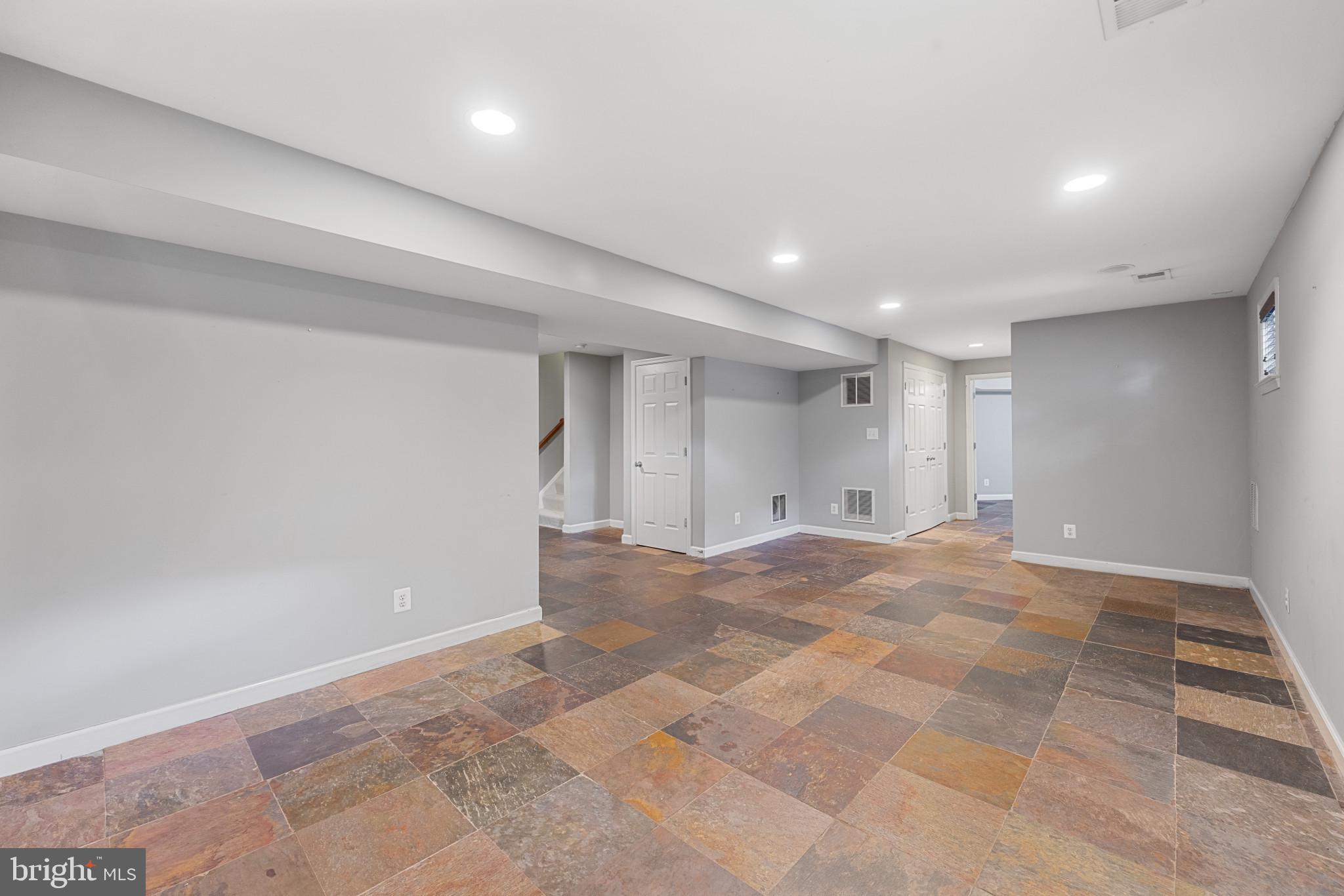 2181 South Glebe Road Arlington, VA 22206 - Photo 38 of 46 Lower level recreation room