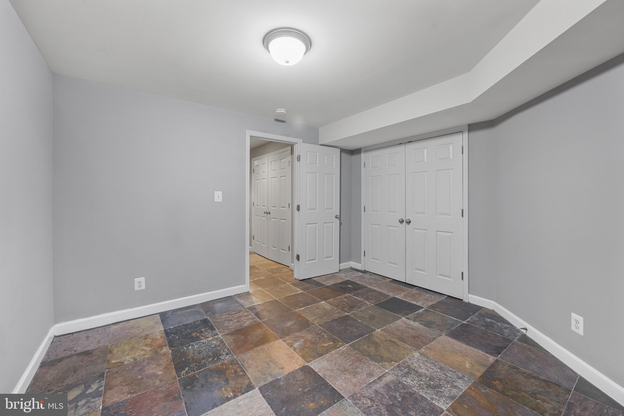 2181 South Glebe Road Arlington, VA 22206 - Photo 43 of 46 Lower level flex room