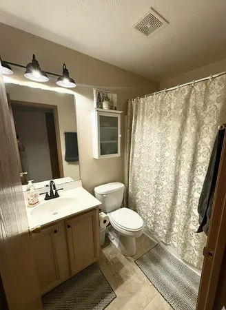 $252,000 | 911 South Lincoln Avenue, Three Rivers, MI 49093