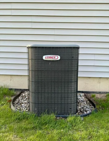 $252,000 | 911 South Lincoln Avenue, Three Rivers, MI 49093