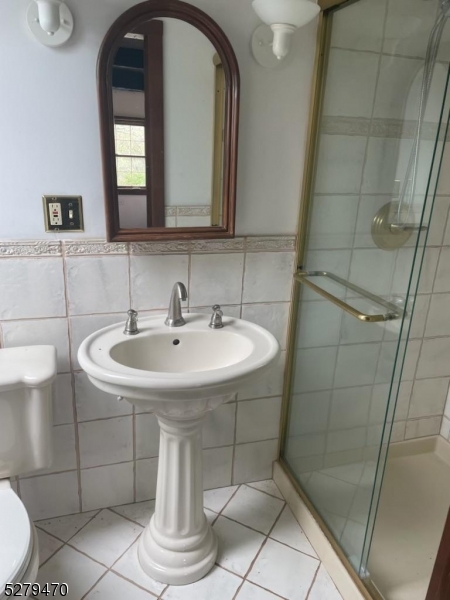 43 Dead Tree Run Road Belle Mead, NJ 08502 - Photo 9 of 27