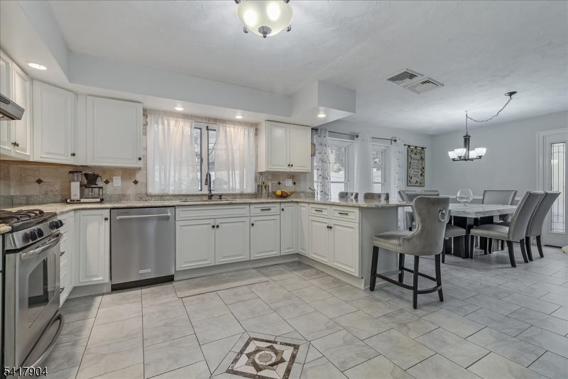 3 June Walk Sparta, NJ 07871 - Photo 11 of 33