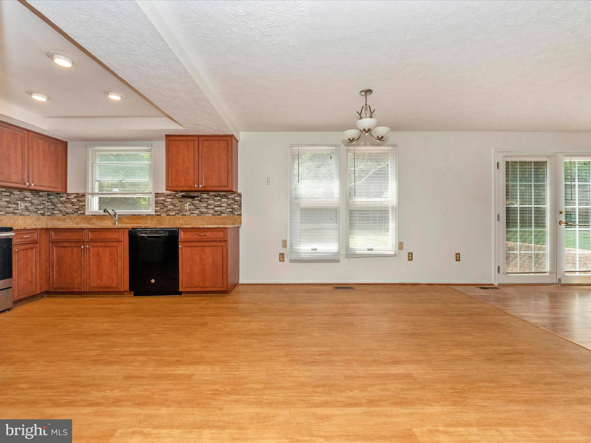 1127 Netherlands Court Silver Spring, MD 20905 - Photo 17 of 53 KITCHEN TABLE SPACE