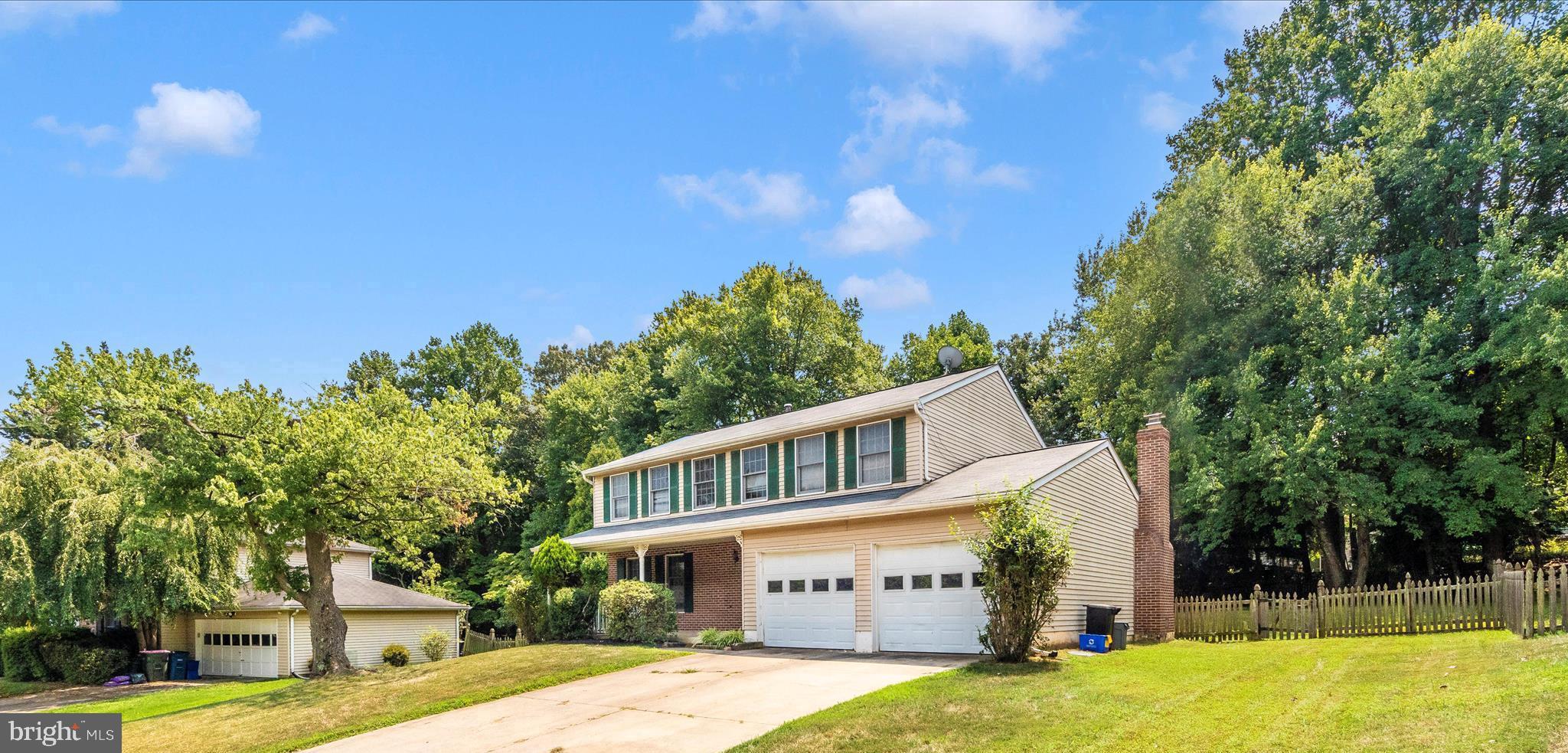 1127 Netherlands Court Silver Spring, MD 20905 - Photo 2 of 53 EXTERIOR FRONT