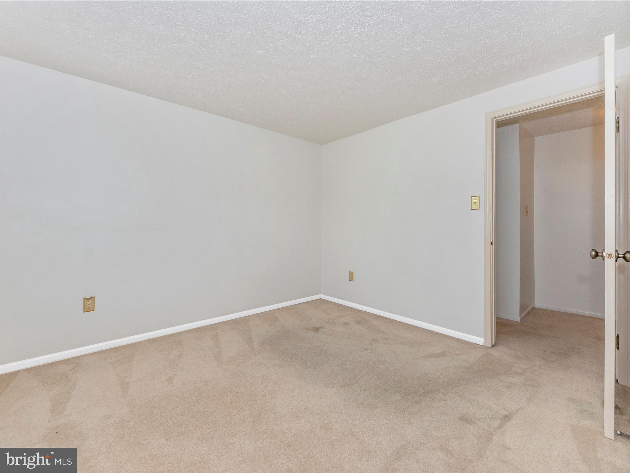 1127 Netherlands Court Silver Spring, MD 20905 - Photo 32 of 53 BEDROOM