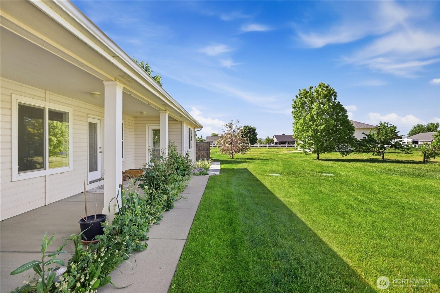221 Shane Porter Road Walla Walla, WA 99362 - Photo 28 of 38 a view of a house with a yard