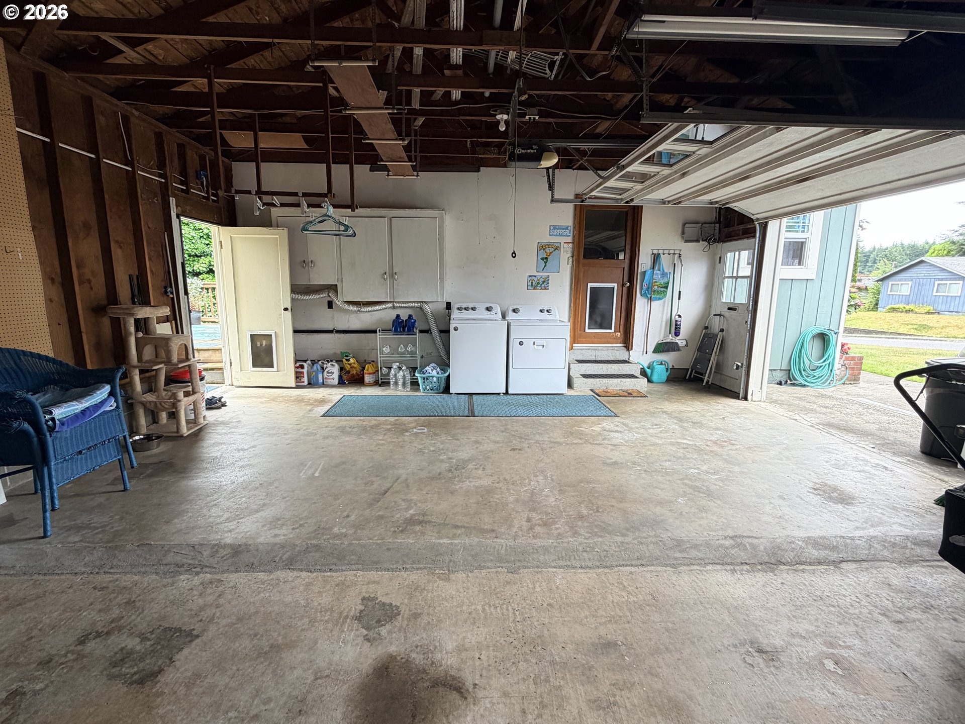 2260 Arthur Drive Reedsport, OR 97467 - Photo 24 of 36 Garage