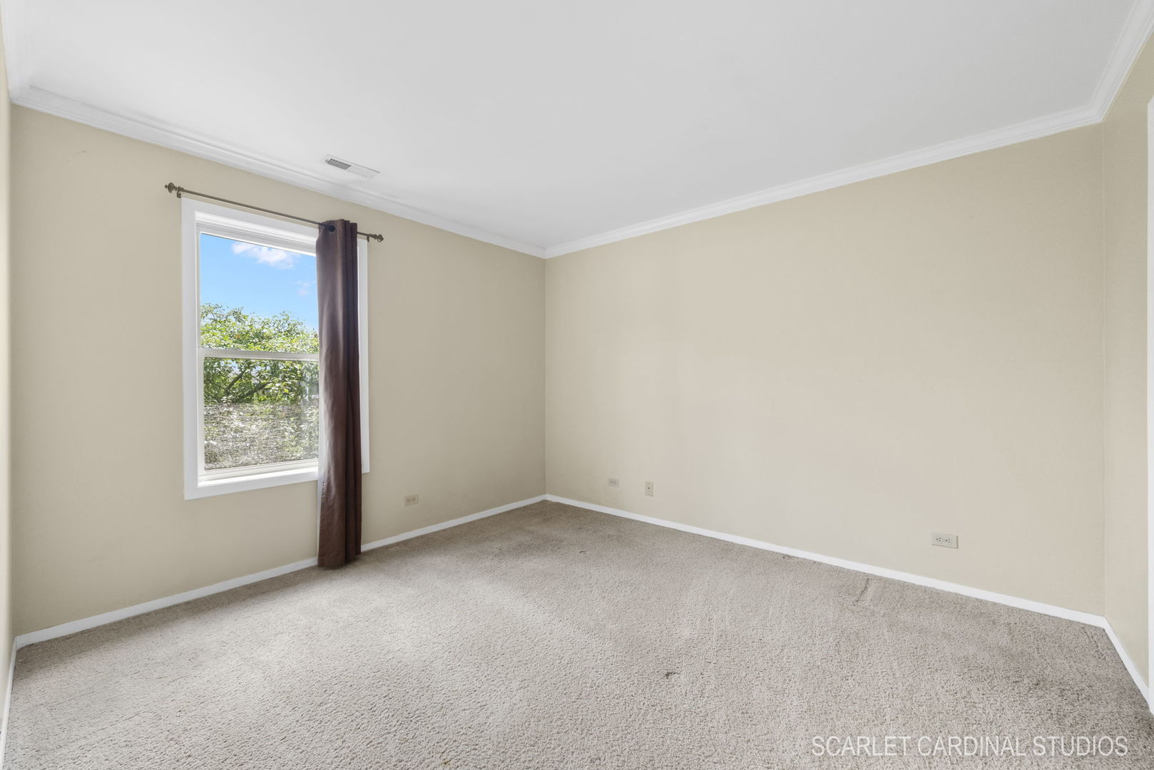 1300 McDowell Road, Unit 203 Naperville, IL 60563 - Photo 15 of 21 an empty room with windows