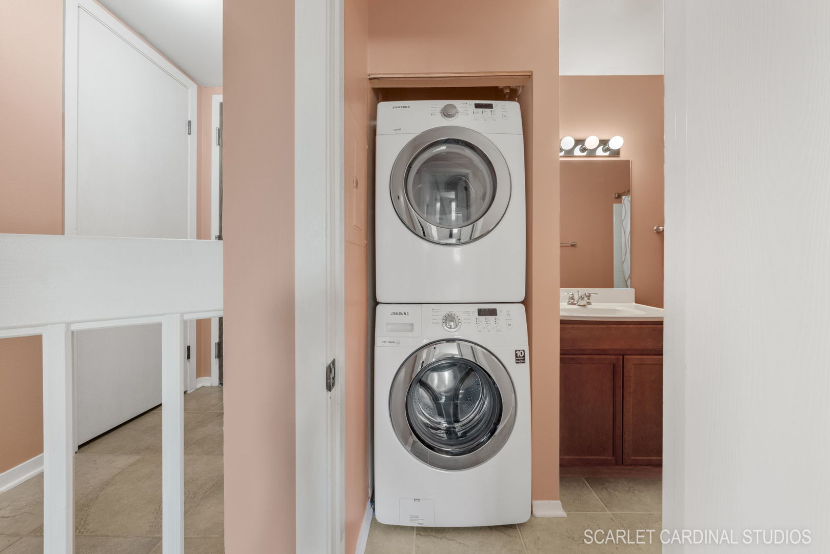 1300 McDowell Road, Unit 203 Naperville, IL 60563 - Photo 9 of 21 a utility room with dryer and washer
