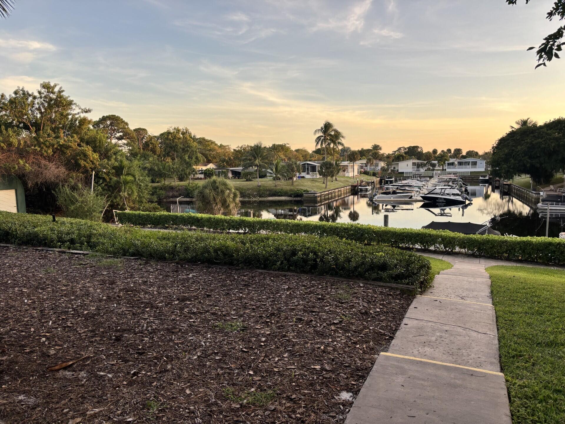 5048 Heatherhill Lane, Unit 2 Boca Raton, FL 33486 - Photo 8 of 17 5