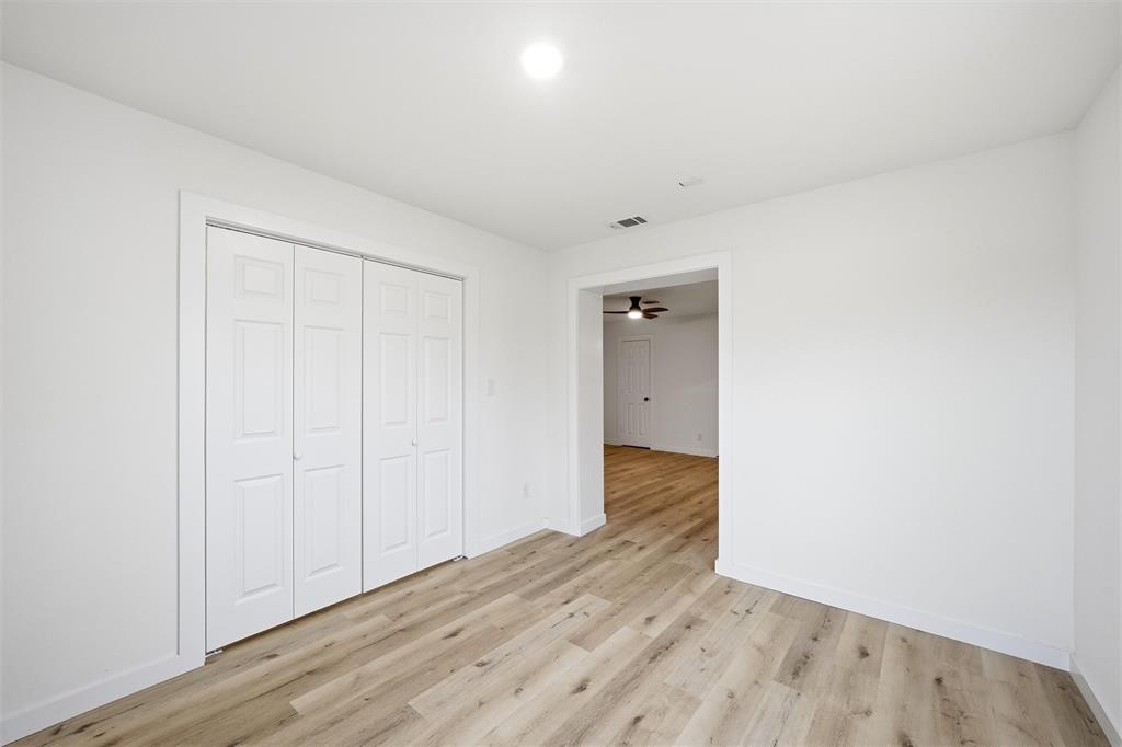 1221 Chestnut Street Waco, TX 76704 - Photo 23 of 32 a view of an empty room