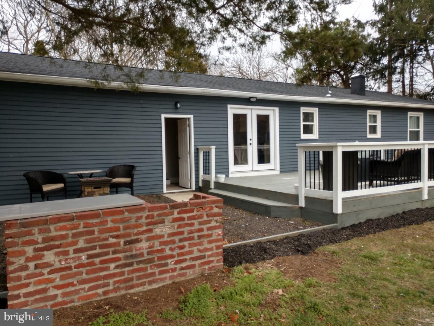 131 Dealtown Road Elmer, NJ 08318 - Photo 2 of 25