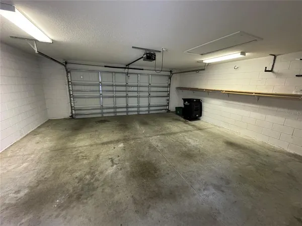 a view of a garage room