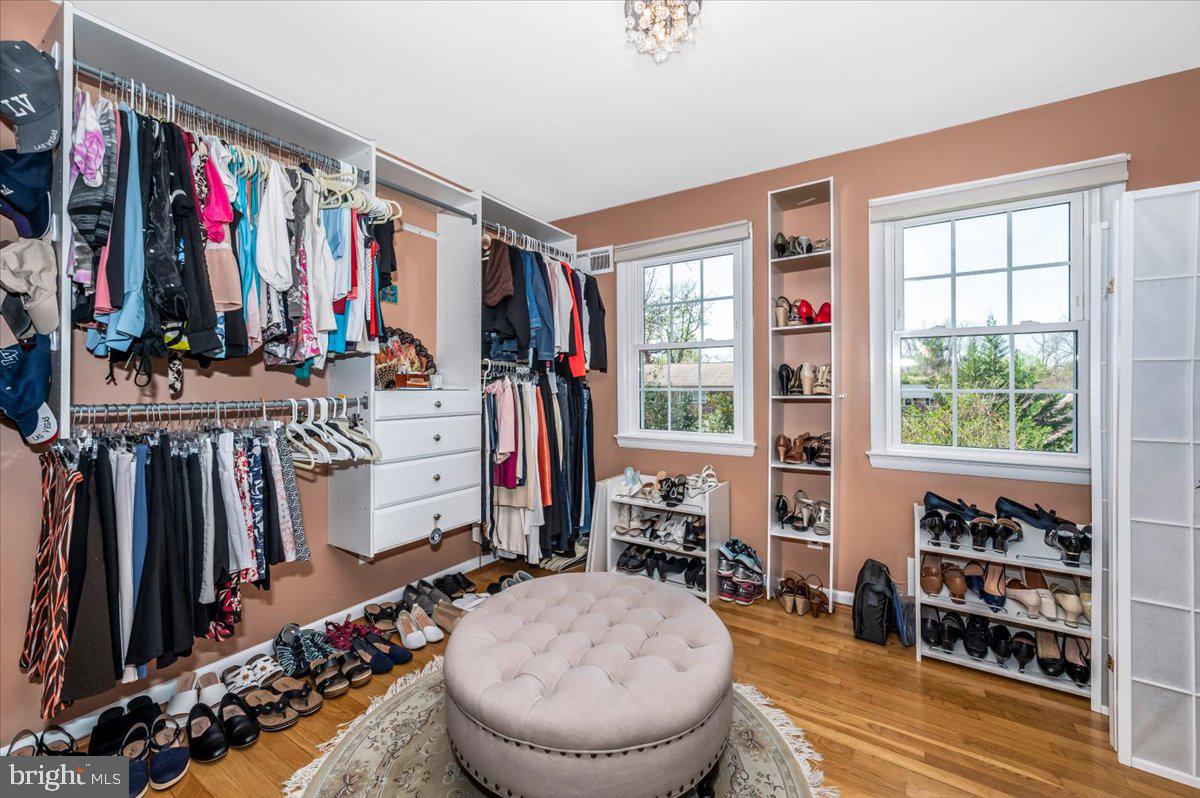 8803 Postoak Road Potomac, MD 20854 - Photo 30 of 66 Primary walk-in closet/potential 4th bedroom